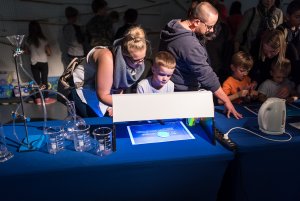Noc Naukowców w Centrum Nauki Experyment, fot. Tomek Kamiński