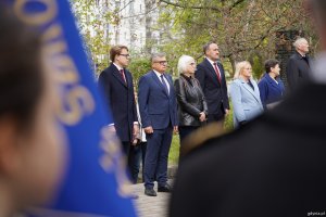Joanna Zielińska, radna Gdyni, Tomasz Augustyniak, wiceprezydent Gdyni i Agnieszka Baranowska, członkini zarządu wojew&oacute;dztwa pomorskiego podczas uroczystości