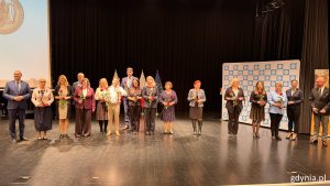 Osoby uhonorowane podczas Wojewódzkiej Uroczystości z okazji Dnia Edukacji Narodowej 2025 (fot. Katarzyna Balcerzak)