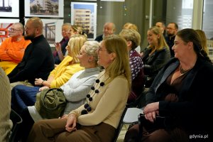 Uczestnicy spotkania świątecznego gdyńskich firm rodzinnych zebrani w InfoBoksie