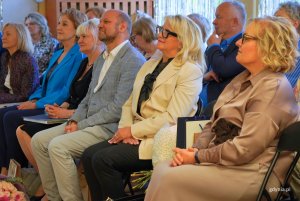 Na zdjęciu m.in.: wiceprzewodniczący Rady Miasta Ireneusz Trojanowicz, naczelnik Wydziału Edukacji Iwona Tanewska (fot. Magdalena Starnawska)