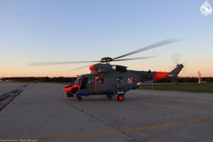 W-3WARM Anakonda już po modernizacji na płycie lotniska w gdyńskich Babich Dołach, fot. kmdr ppor. Marcin Braszak / www.blmw.wp.mil.pl