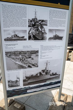 Tablica historyczna 