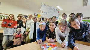 Szkolny Festiwal Nauki w Gdyni! Na zdjęciu prezentacje w SP 26 (fot. SP 26)    