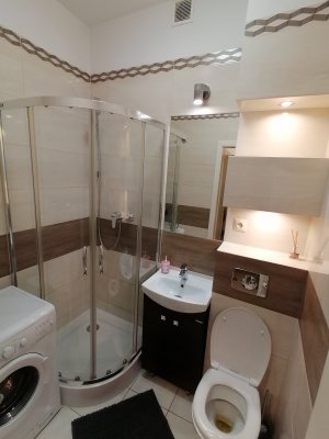 Studio Batory widok na łazienkę