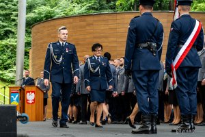 Obchody Święta Policji dla funkcjonariuszy Komendy Miejskiej Policji w Gdyni i Komendy Miejskiej Policji w Sopocie w Operze Leśnej - insp. Sławomir Pachura i mł. insp. Beata Nienadowska (fot. Kamil Złoch)