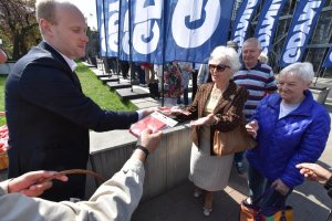 Tydzień z biało-czerwoną flagą w Radiu Gdańsk // fot. Lechosław Dzierżak