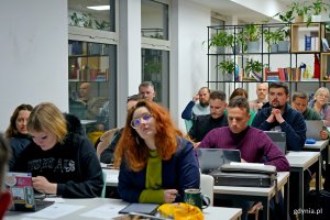 Członkowie Rady ds. Mężczyzn i obserwatorzy podczas IV posiedzenia rady 