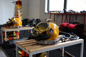 Podczas Dnia Otwartego goście zajrzeli do Akademickiego Centrum Technologii Podwodnych AMW Gdynia