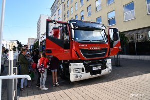 27 czerwca odbyło się pierwsze spotkanie z cyklu „Chodźcie na plac Kaszubski” skierowane do dzieci, młodzieży i dorosłych // fot. Michał Puszczewicz