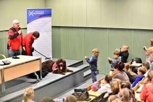 Jeden z wykładów Akademii EXPERYMENTU // fot. Tomek Kamiński