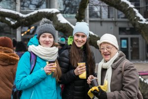 Urodzinowy toast gorącą czekoladą // fot. Karol Stańczak