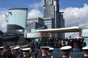  Przekazanie obowiązków dowódcy COM-DKM odbyło się na okręcie muzeum ORP „Błyskawica” // fot. Jan Ziarnicki