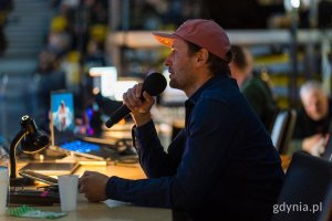 Andrzej Bargiel podczas prelekcji (fot. Paweł Budziński)