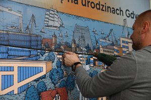 Gdyńska komunikacja ubiera się świąteczną szatę graficzną 