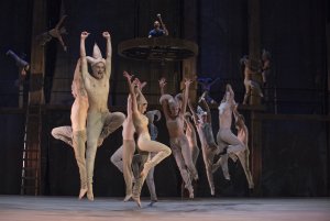 Przygotowania do premiery Wiedźmina w Teatrze Muzycznym fot. Przemysław Burda