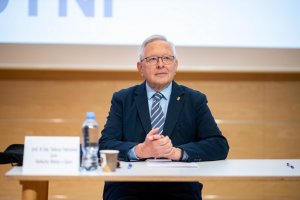 Juror konkursu Tadeusz Palmowski / fot. Uniwersytet WSB Merito Gdynia