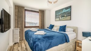 Gdynia Centrum - Transatlantyk lux, widok na jedną z sypialni