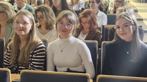 Uczestnicy II Kongresu Zdrowia Psychicznego w WSAiB im. Eugeniusza Kwiatkowskiego w Gdyni