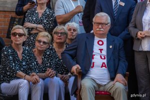 Kulminacyjnym punktem obchodów był wiec na Długim Targu, który rozpoczął się o godz. 17.30 od odśpiewania hymnu Europy, fot. Piotr Hukało.