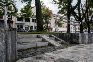 Elementy nowego skwerku na placu Górnośląskim / fot. Aleksander Trafas