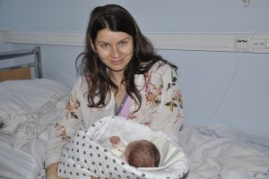 Mama i córka - pani Katarzyna Pankowska z małą Ulą // fot. Magdalena Czernek