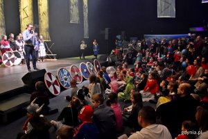 Bal karnawałowy „Rejs do krainy Wikingów” w Gdynia Arenie. Imprezę otworzył Marek Łucyk, wiceprezydent Gdyni // fot. Paweł Kukla