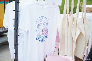 Koszulki z napisem: La dolce vita, czyli słodkie życie 