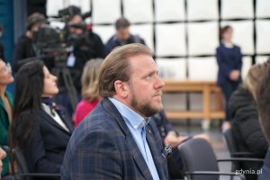 na zdjęciu goście uroczystości podpisania umowy