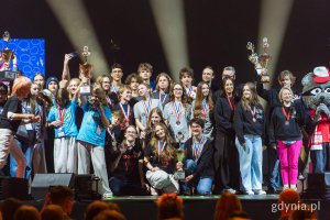 Zdjęcie grupowe finalist&oacute;w