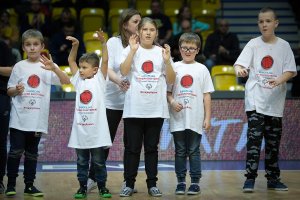 Gdyński OneTeam wystąpił w przerwie meczu EuroCup między Asseco Arką i Albą Berlin, fot. Mariusz Mazurczak