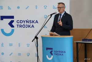 Wiesław Kosakowski, dyrektor III Liceum Og&oacute;lnokształcącego (fot. Magdalena Starnawska)