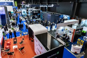 Strefa wystawców. Pierwszy dzień 23. Międzynarodowych Targów Morskich i Militarnych BaltExpo w AmberExpo (fot. Kamil Złoch)