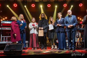 Gala finałowa X edycji Przeglądu Teatrów Amatorskich „Kurtyna” w gdyńskim Małym Kacku (fot. Paweł Budziński)