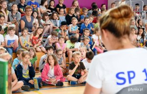 Akcja „Jak nie czytam, jak czytam” w Szkole Podstawowej nr 18 w Gdyni, fot. Kamil Złoch