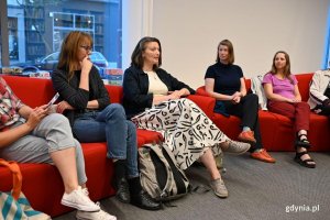 Uczestniczki spotkania w Bibliotece Śr&oacute;dmieście, od lewej: Dobrosława Korczyńska-Partyka, Marta Skorek, Agnieszka Zielińska oraz pani Bożena z Gdyni 