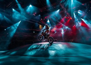 Widowisko Pulse Extreme Show, fot. stage.agency.pl