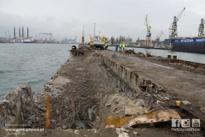 Prace rozbiórkowe na terenach Portu Gdynia, fot. Tadeusz Urbaniak , www.port.gdynia.pl