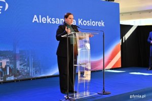 Prezydent Gdyni Aleksandra Kosiorek w trakcie przem&oacute;wienia w Elektrociepłowni Gdyńskiej