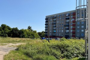Przy ul. Turkusowej powstanie nie tylko nowy budynek, ale zostanie urządzona r&oacute;wnież rekreacyjna zieleń (fot. gdynia.pl)