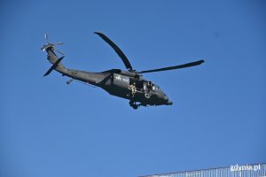 Ćwiczenia wojska w basenie Portu Gdynia (fot. Łukasz Kamasz)
