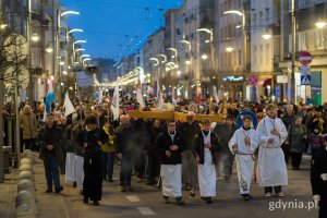 Gdyńska Droga Krzyżowa przeszła ulicami miasta 