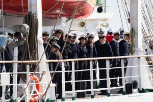 Studenci Hogere Zeevaart School na pokładzie &bdquo;Daru Młodzieży&rdquo; 