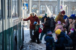 Gra miejska oparta na spektaklu &bdquo;Majka z Kajtkiem jadą trajtkiem&rdquo; (fot. Kamil Złoch)
