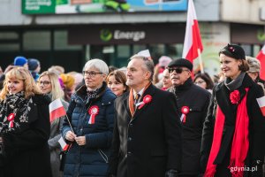 Gdynia świętuje 101. Urodziny Niepodległej. Na zdjęciu Wojciech Szczurek, prezydent Gdyni, Katarzyna Gruszecka-Spychała, wiceprezydent Gdyni i Joanna Zielińska, przewodnicząca Rady Miasta // fot. Karol Stańczak