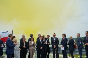 Zdj. grupowe z uroczystości otwarcia pierwszego odcinka OMT