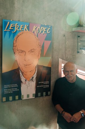 Odsłonięcie tablicy upamiętniającej Leszka Kopcia w Gdyńskim Centrum Filmowym (fot. Karol Stańczak)