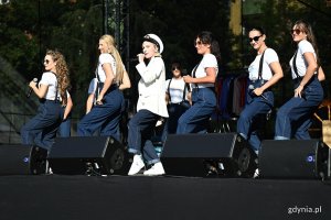 Koncert Teatru Muzycznego &bdquo;Zaczęło się od morza!&rdquo; dla mieszkańc&oacute;w Gdyni (fot. Michał Puszczewicz) 