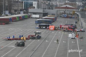 Pojazdy i ratownicy uczestniczący w akcji 