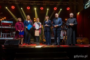 Gala finałowa X edycji Przeglądu Teatrów Amatorskich „Kurtyna” w gdyńskim Małym Kacku (fot. Paweł Budziński)